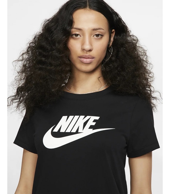 Nike sieviešu T-krekls Sportswear Essential BV6169*010 (2)